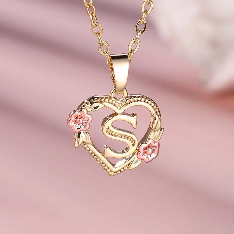 Unikt Hjärt-Halsband med personlig initial