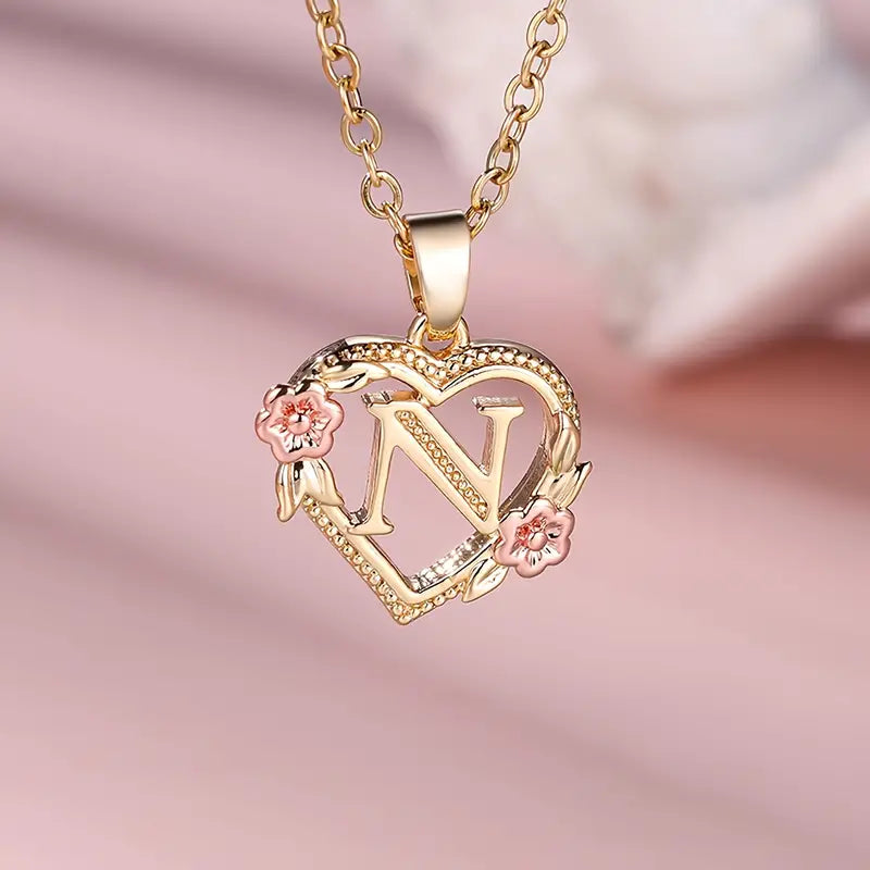 Unikt Hjärt-Halsband med personlig initial
