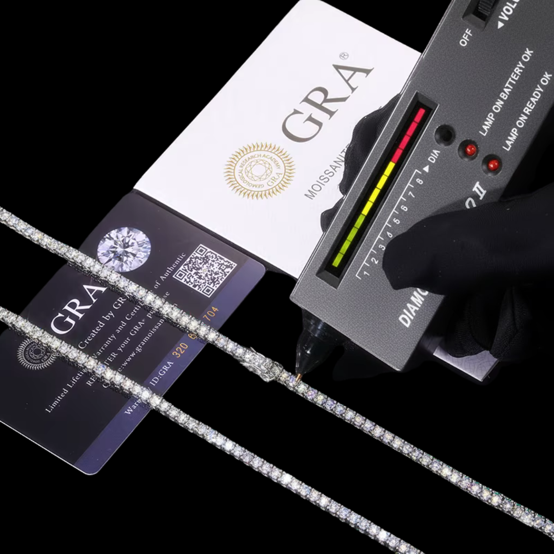 CLARITYCUTS ICE VVS1 18K White Gold Tennis